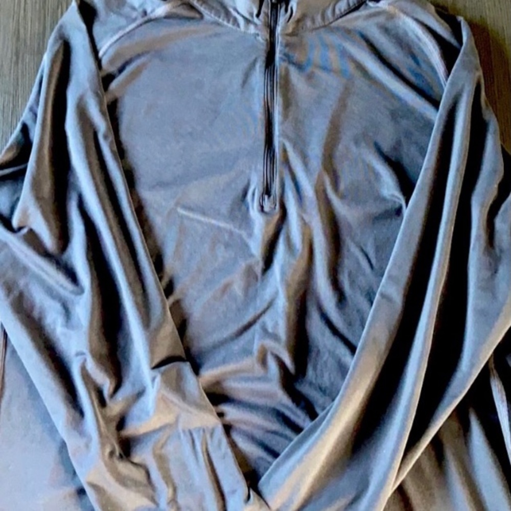 American eagle long sleeve